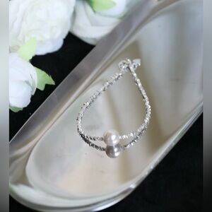 Galaxy Broken Silver Several Pairs Pearl Bracelet